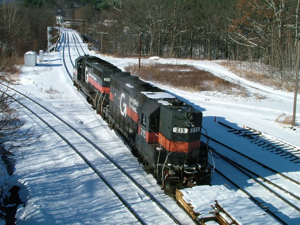 GP35 215 departing west